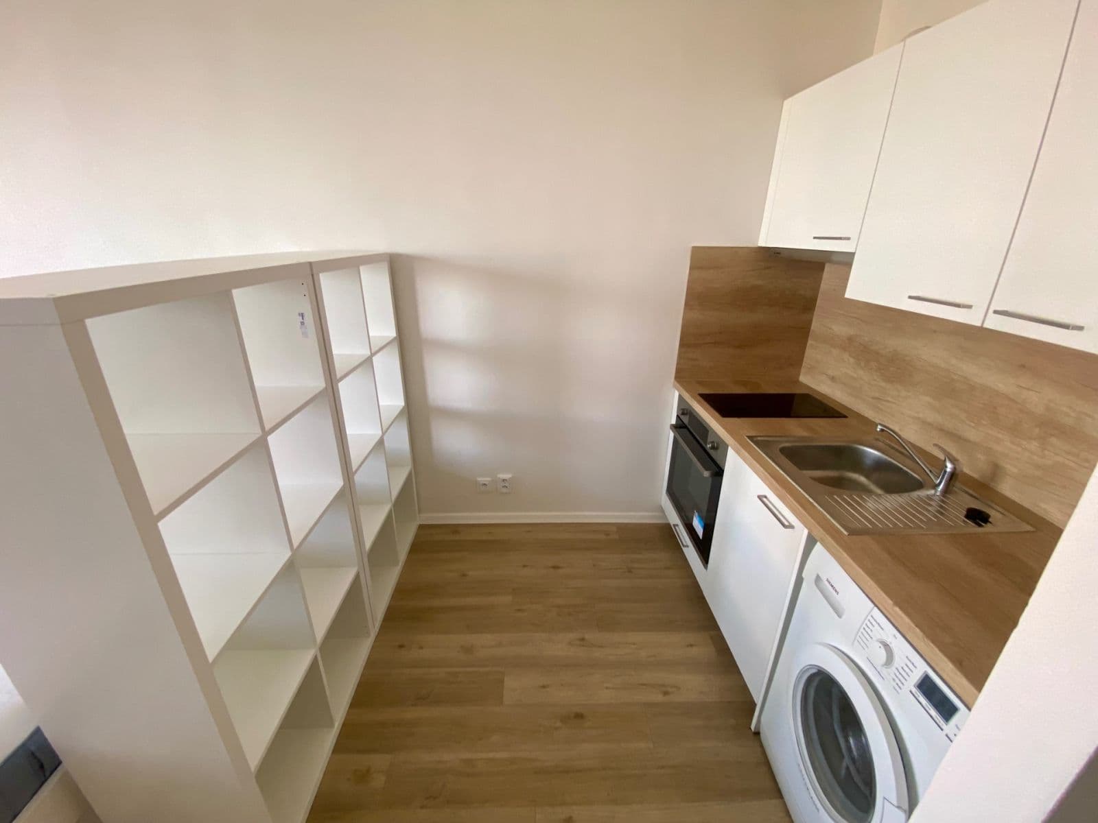 Prenájom bytu 1-izbový 28 m², Křivoklátská, Praha, Praha Prenájom bytu 1-izbový 28 m², Křivoklátská, Praha, Praha