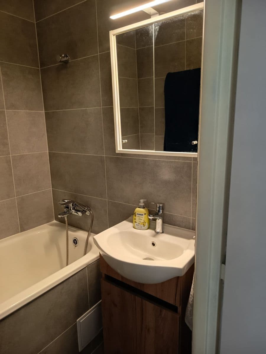 Prenájom bytu 2-izbový 52 m², Skřivanská, Praha, Praha Prenájom bytu 2-izbový 52 m², Skřivanská, Praha, Praha
