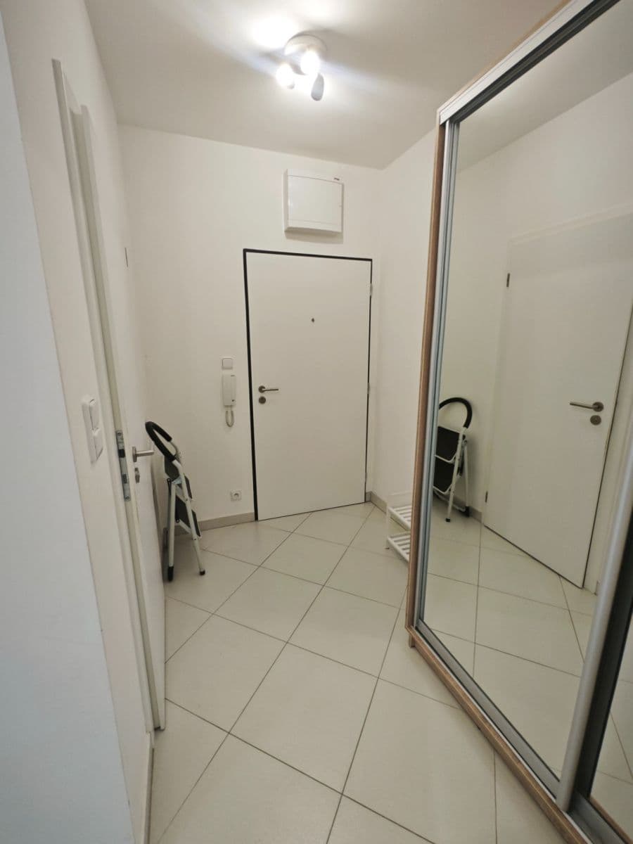 Prenájom bytu 2-izbový 54 m², Honzíkova, Praha, Praha Prenájom bytu 2-izbový 54 m², Honzíkova, Praha, Praha