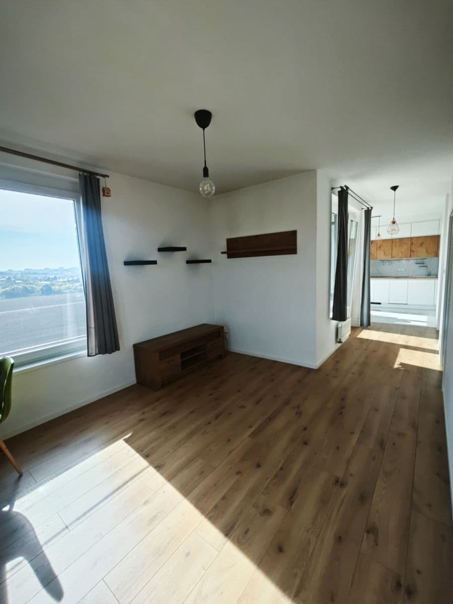 Prenájom bytu 2-izbový 54 m², Honzíkova, Praha, Praha Prenájom bytu 2-izbový 54 m², Honzíkova, Praha, Praha