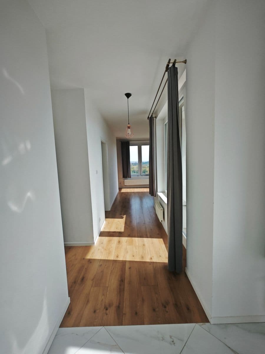Prenájom bytu 2-izbový 54 m², Honzíkova, Praha, Praha Prenájom bytu 2-izbový 54 m², Honzíkova, Praha, Praha