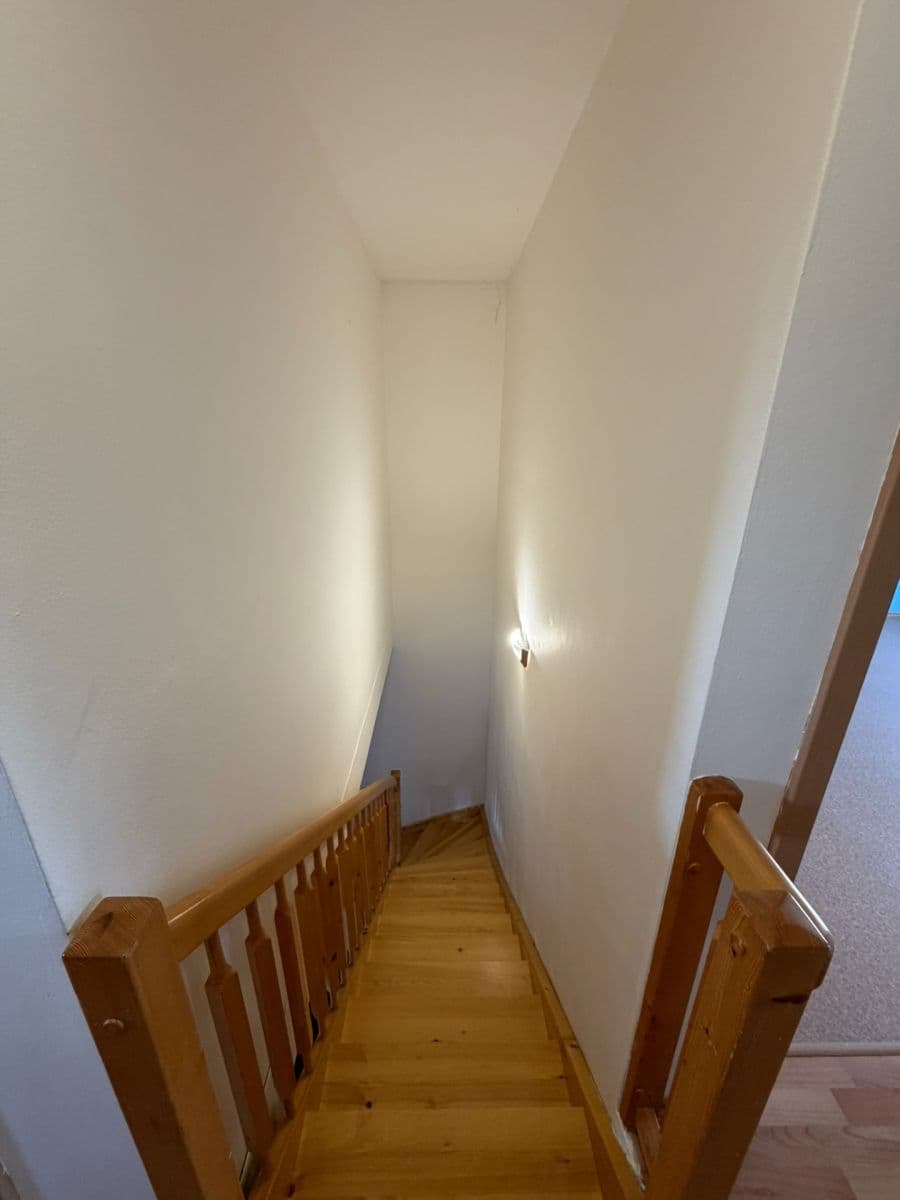 Prenájom bytu 4-izbový 100 m², Chlumova, Jihlava, Kraj Vysočina Prenájom bytu 4-izbový 100 m², Chlumova, Jihlava, Kraj Vysočina