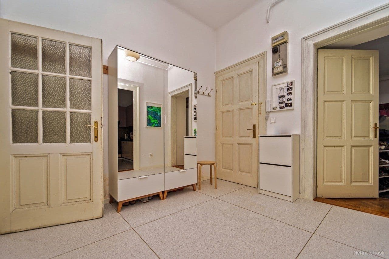 Prenájom bytu 2-izbový 63 m², Republiky, Žilina, Žilinský kraj Prenájom bytu 2-izbový 63 m², Republiky, Žilina, Žilinský kraj