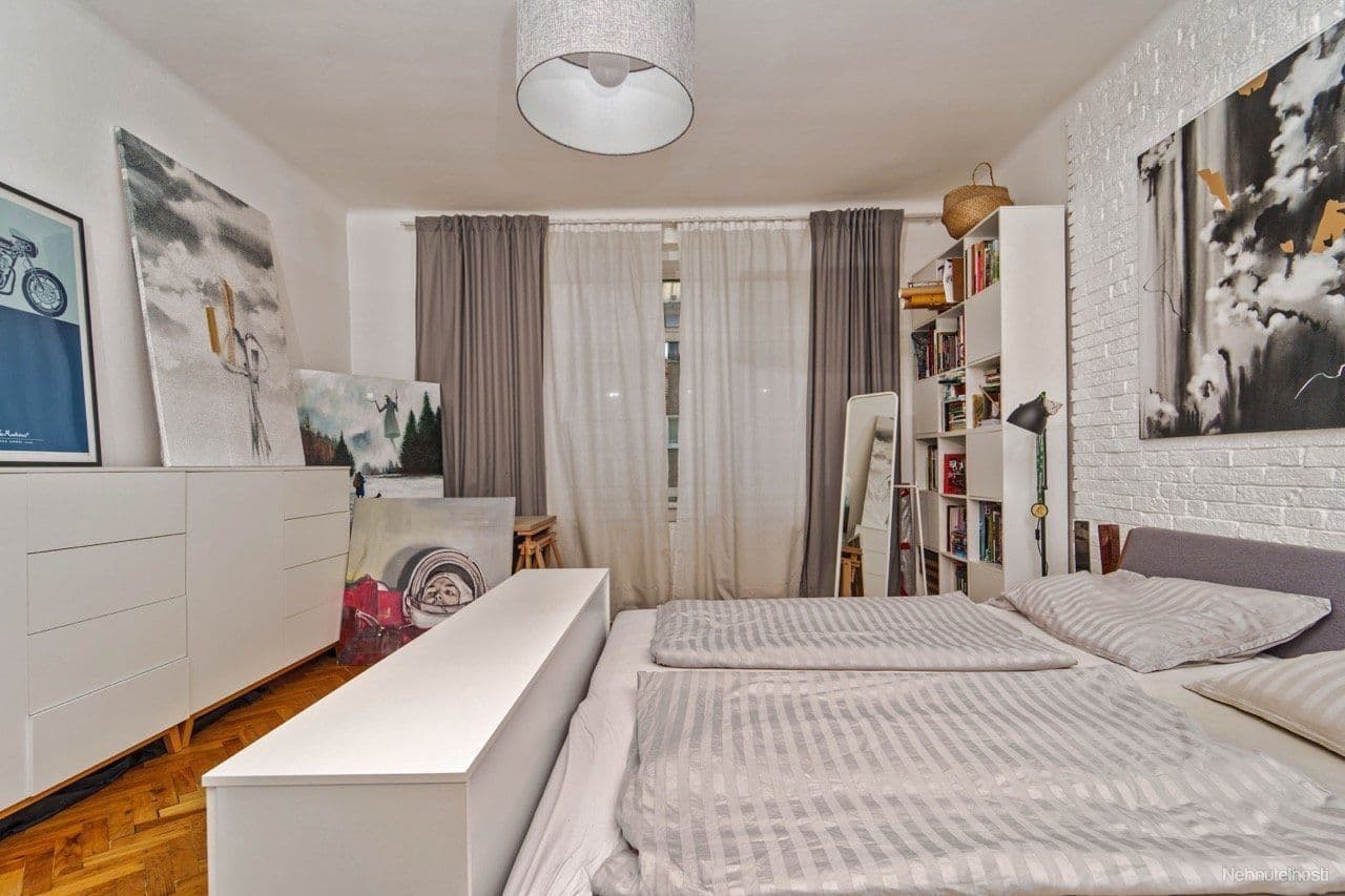 Prenájom bytu 2-izbový 63 m², Republiky, Žilina, Žilinský kraj Prenájom bytu 2-izbový 63 m², Republiky, Žilina, Žilinský kraj