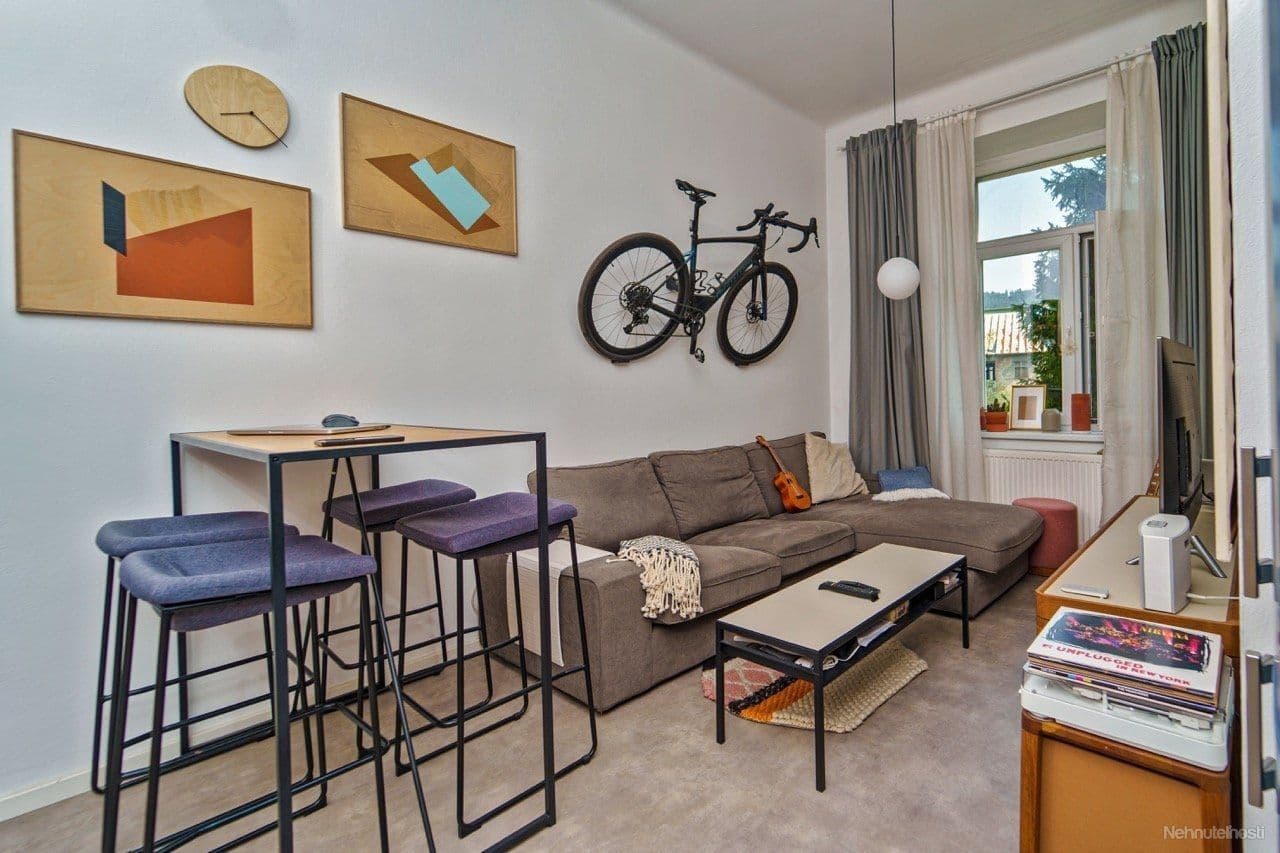 Prenájom bytu 2-izbový 63 m², Republiky, Žilina, Žilinský kraj Prenájom bytu 2-izbový 63 m², Republiky, Žilina, Žilinský kraj
