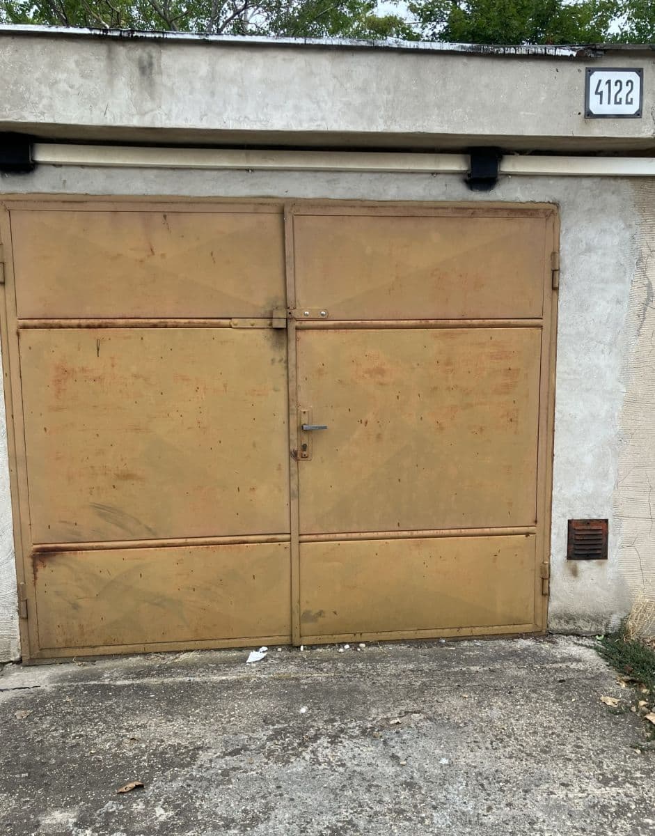 Predaj garáže 20 m², Tehelná, Sereď, Trnavský kraj Predaj garáže 20 m², Tehelná, Sereď, Trnavský kraj
