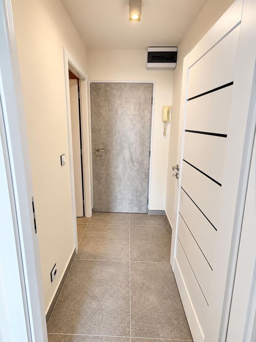 Prenájom bytu 2-izbový 36 m², Železničářská, Česká Lípa, Liberecký kraj Prenájom bytu 2-izbový 36 m², Železničářská, Česká Lípa, Liberecký kraj