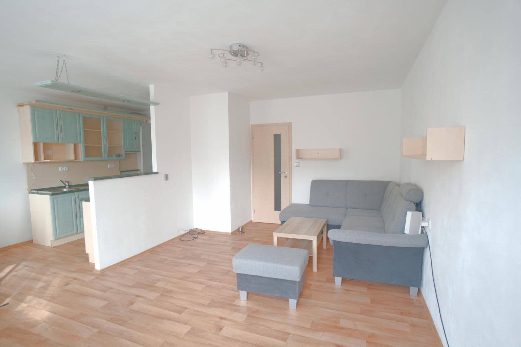 Prenájom bytu 3-izbový 80 m², Zrzavého, Praha, Praha Prenájom bytu 3-izbový 80 m², Zrzavého, Praha, Praha