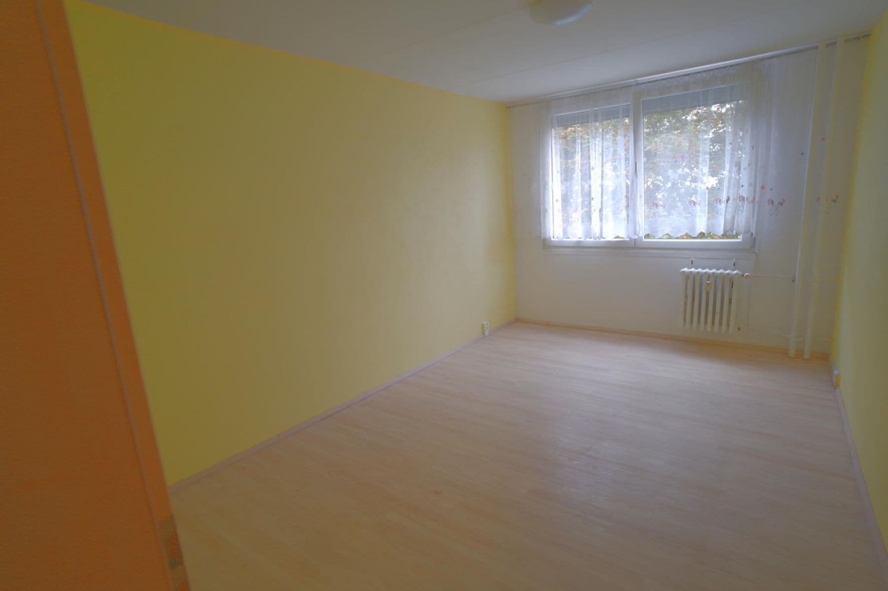 Prenájom bytu 3-izbový 80 m², Zrzavého, Praha, Praha Prenájom bytu 3-izbový 80 m², Zrzavého, Praha, Praha