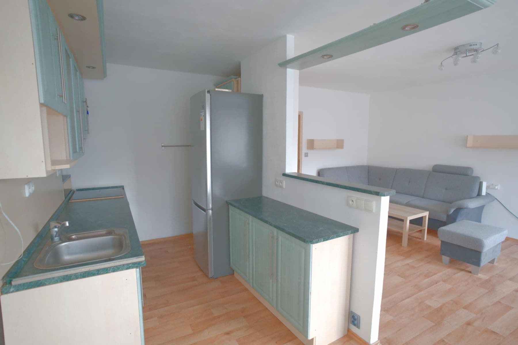 Prenájom bytu 3-izbový 80 m², Zrzavého, Praha, Praha Prenájom bytu 3-izbový 80 m², Zrzavého, Praha, Praha