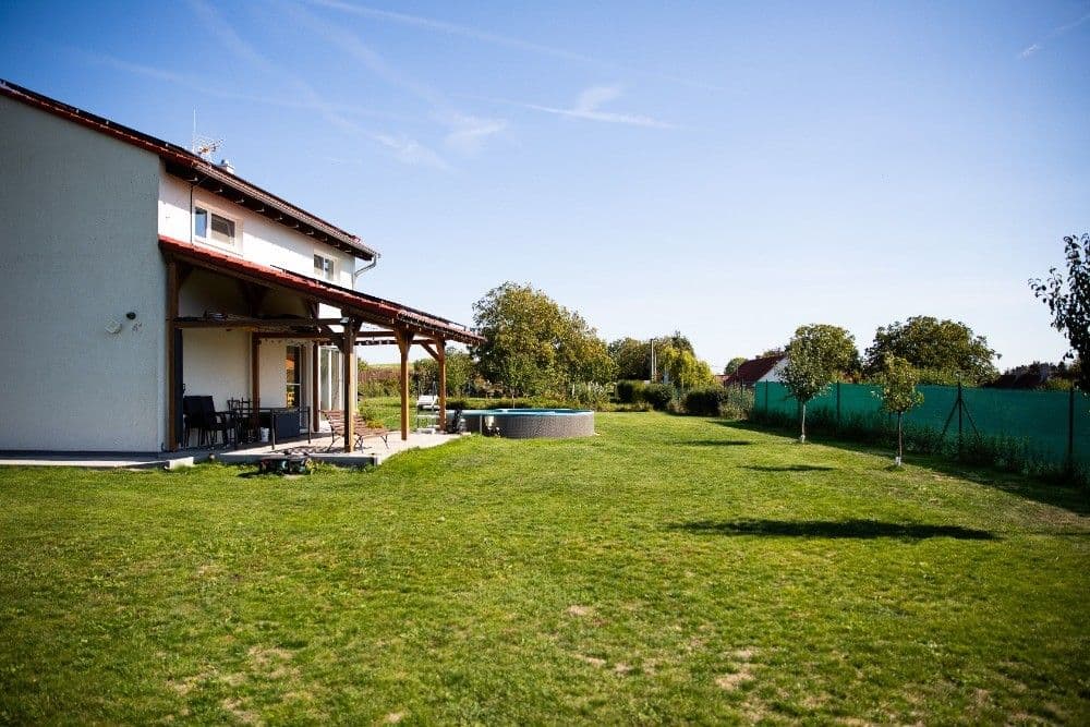 Predaj domu 118 m², pozemok 2.560 m², Postupice, Středočeský kraj Predaj domu 118 m², pozemok 2.560 m², Postupice, Středočeský kraj
