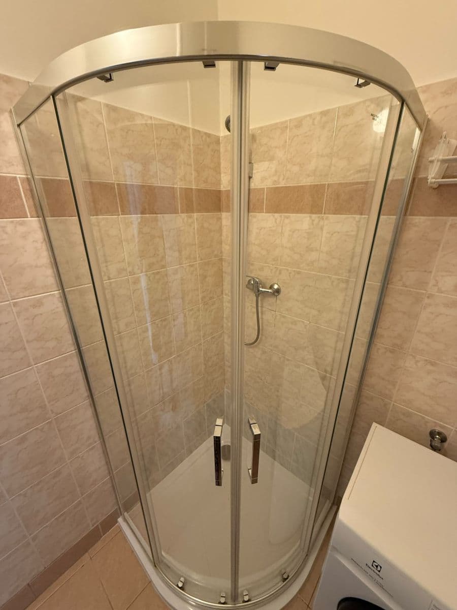 Prenájom bytu 1-izbový 35 m², Ondříčkova, Praha, Praha Prenájom bytu 1-izbový 35 m², Ondříčkova, Praha, Praha