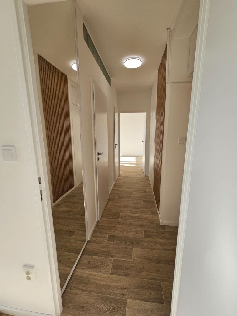 Prenájom bytu 2-izbový 52 m², Trojanovice, Moravskoslezský kraj Prenájom bytu 2-izbový 52 m², Trojanovice, Moravskoslezský kraj