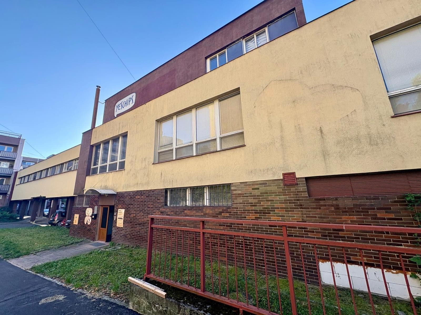 Predaj nebytového priestoru 1.056 m², Na Aleji, Frýdek-Místek, Moravskoslezský kraj Predaj nebytového priestoru 1.056 m², Na Aleji, Frýdek-Místek, Moravskoslezský kraj