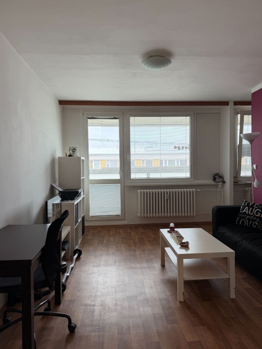 Prenájom bytu 2-izbový 46 m², sídl. V Zátiší, Kralupy nad Vltavou, Středočeský kraj Prenájom bytu 2-izbový 46 m², sídl. V Zátiší, Kralupy nad Vltavou, Středočeský kraj