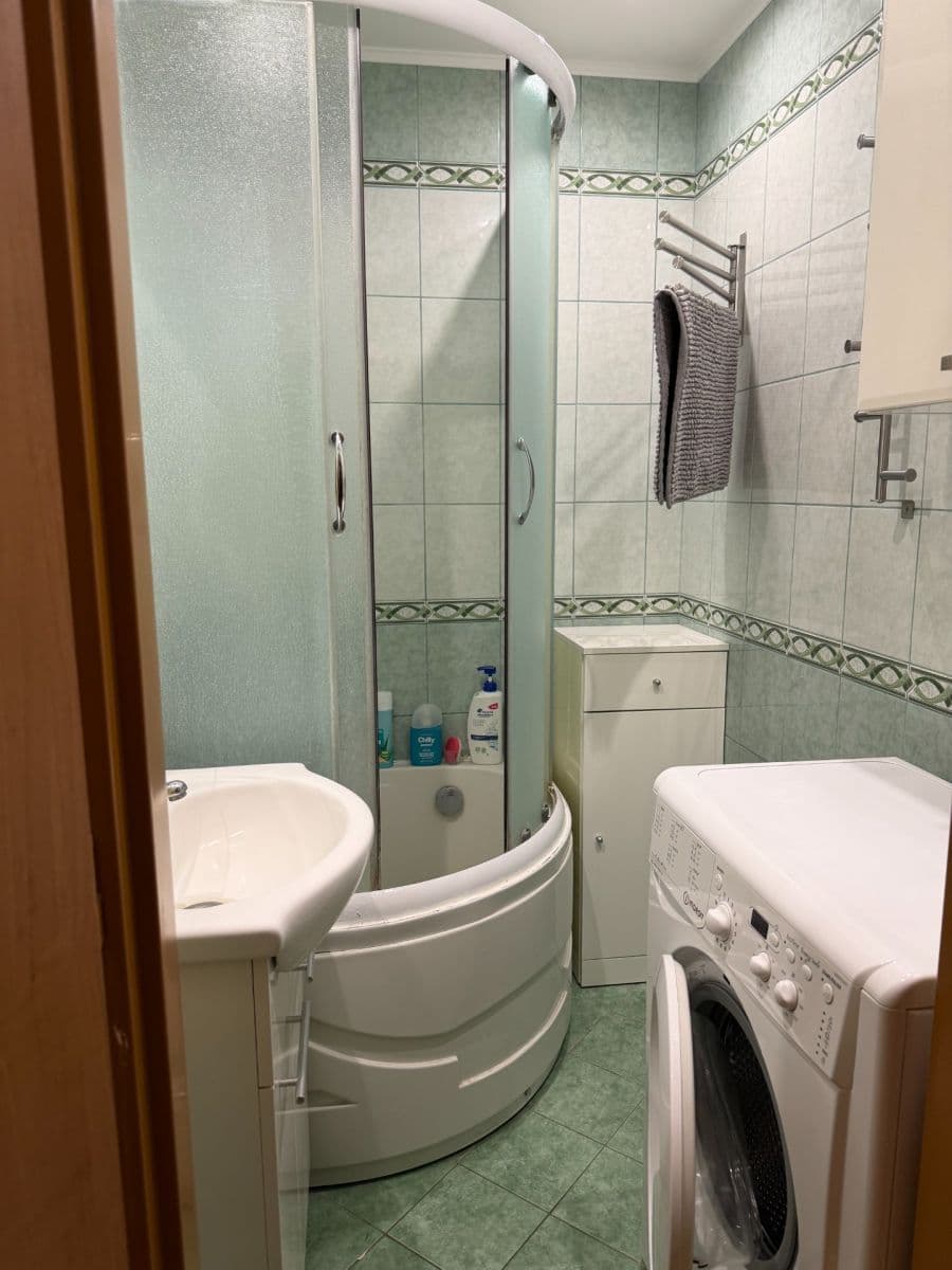 Prenájom bytu 2-izbový 46 m², sídl. V Zátiší, Kralupy nad Vltavou, Středočeský kraj Prenájom bytu 2-izbový 46 m², sídl. V Zátiší, Kralupy nad Vltavou, Středočeský kraj