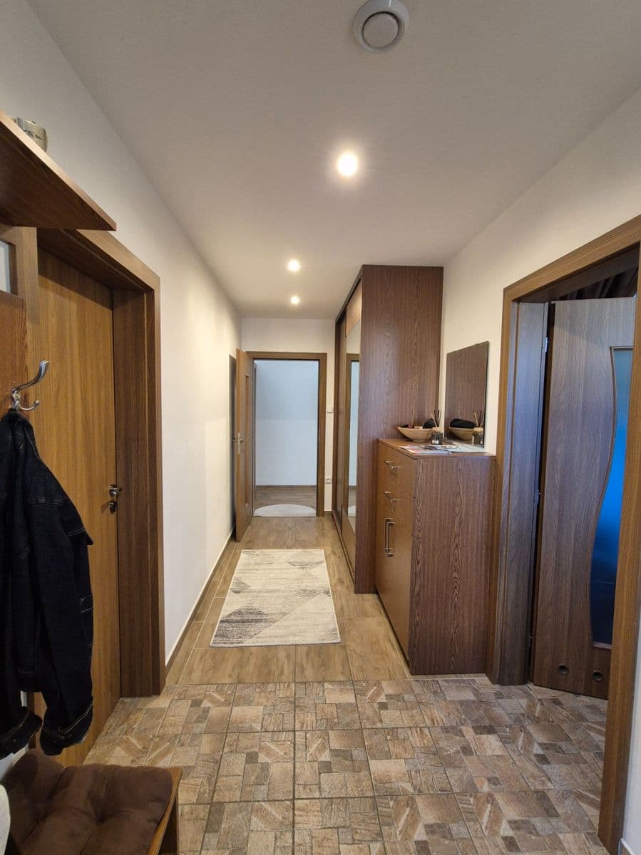 Predaj bytu 5-izbový 185 m², Frýdek-Místek, Moravskoslezský kraj Predaj bytu 5-izbový 185 m², Frýdek-Místek, Moravskoslezský kraj