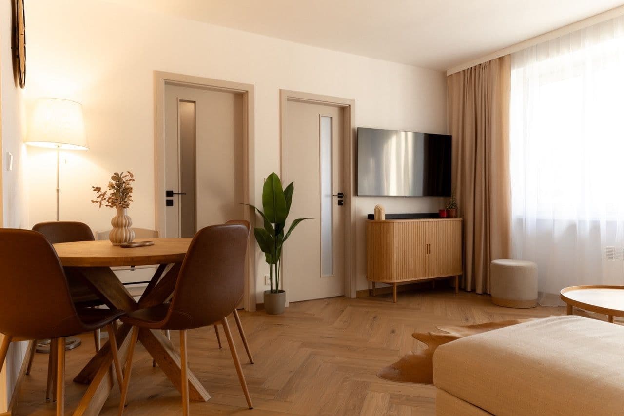 Predaj bytu 2-izbový 50 m², Špindlerův Mlýn, Královéhradecký kraj Predaj bytu 2-izbový 50 m², Špindlerův Mlýn, Královéhradecký kraj