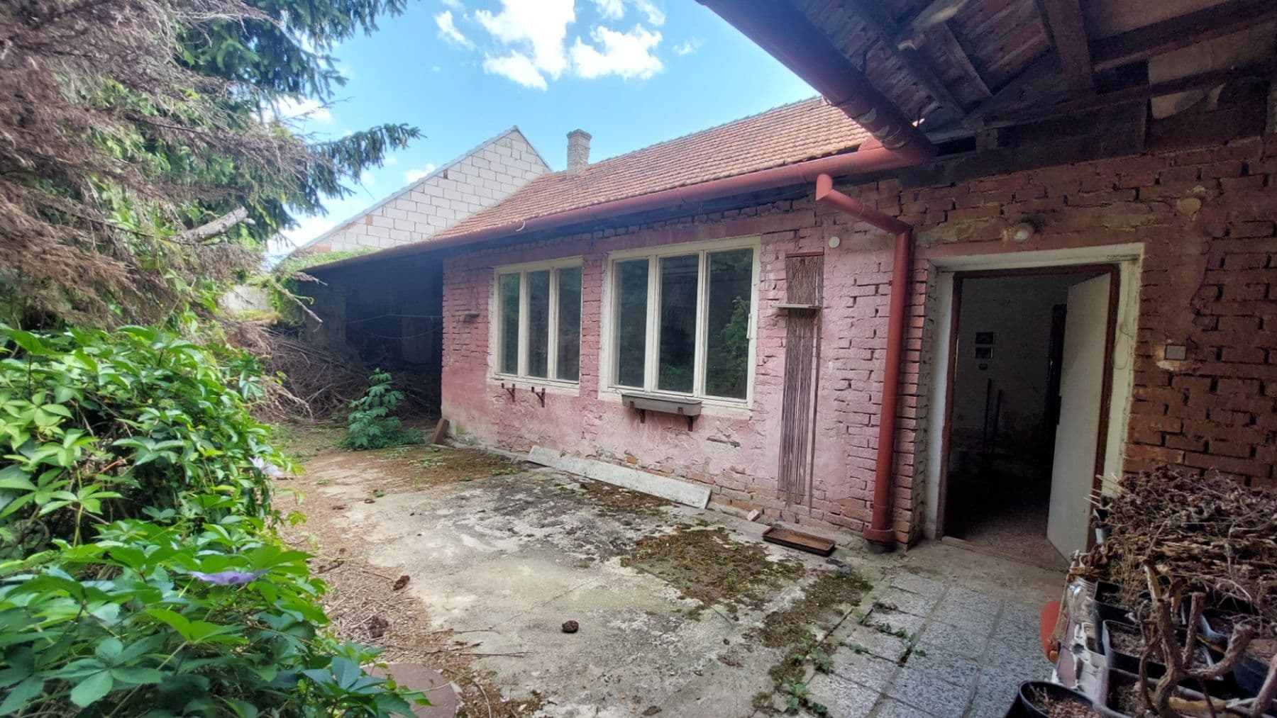 Predaj domu 112 m², pozemok 1.361 m², Masarykova, Klobouky u Brna, Jihomoravský kraj Predaj domu 112 m², pozemok 1.361 m², Masarykova, Klobouky u Brna, Jihomoravský kraj