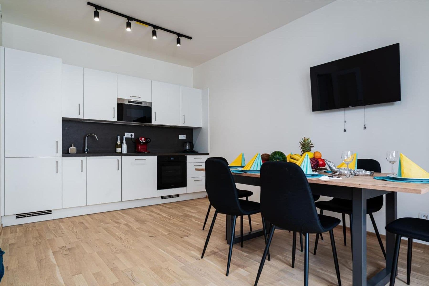 Prenájom bytu 124 m², Albrightové, Praha, Praha Prenájom bytu 124 m², Albrightové, Praha, Praha