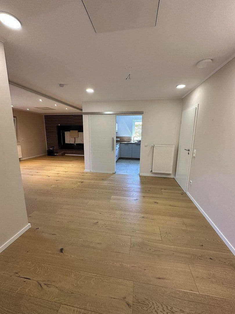 Predaj domu 243 m², pozemok 904 m², Merzig, Sársko Predaj domu 243 m², pozemok 904 m², Merzig, Sársko