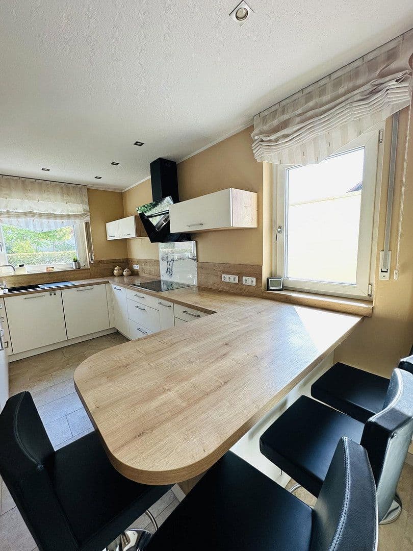 Predaj domu 243 m², pozemok 904 m², Merzig, Sársko Predaj domu 243 m², pozemok 904 m², Merzig, Sársko
