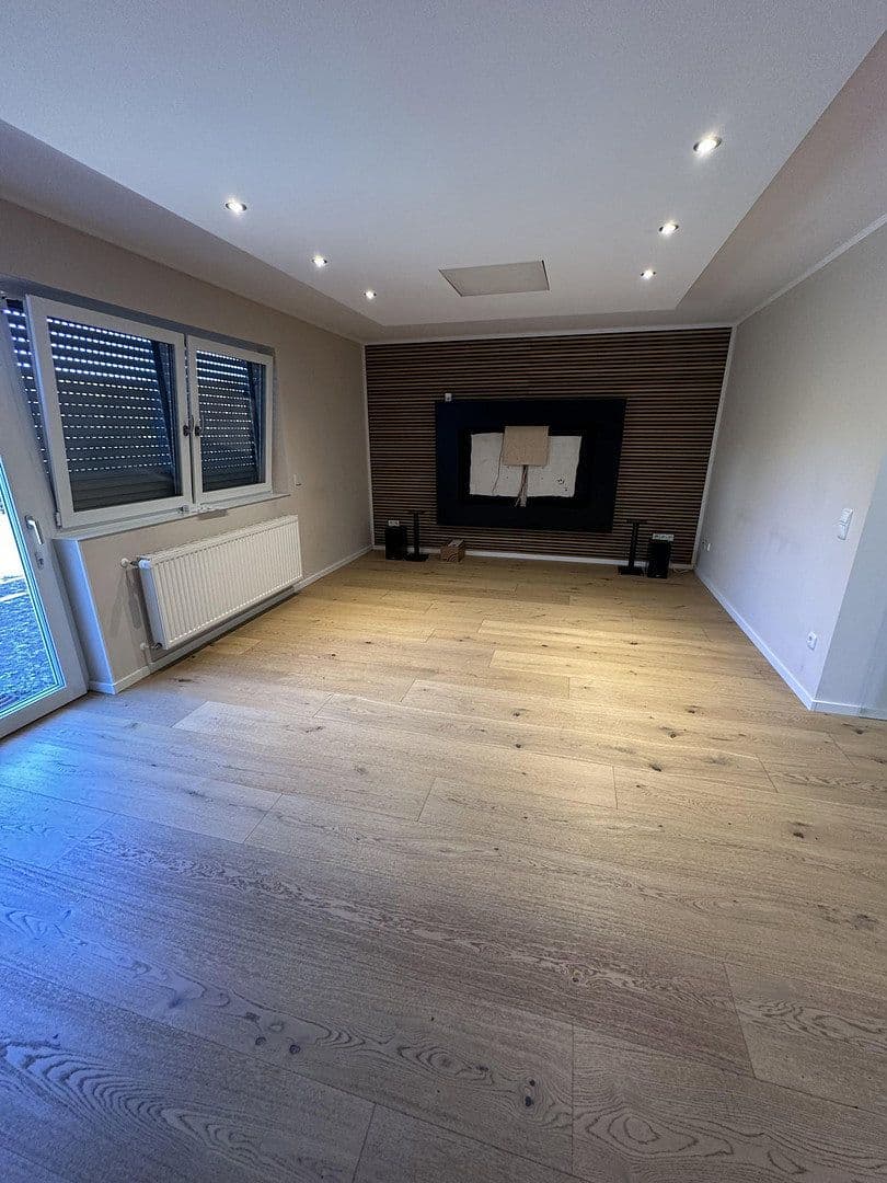 Predaj domu 243 m², pozemok 904 m², Merzig, Sársko Predaj domu 243 m², pozemok 904 m², Merzig, Sársko