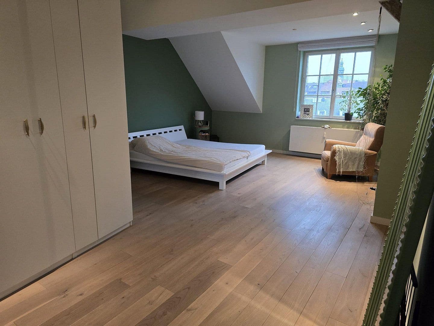Prenájom bytu 4-izbový 235 m², Am Rosengarten 20, Fulda, Hesensko Prenájom bytu 4-izbový 235 m², Am Rosengarten 20, Fulda, Hesensko