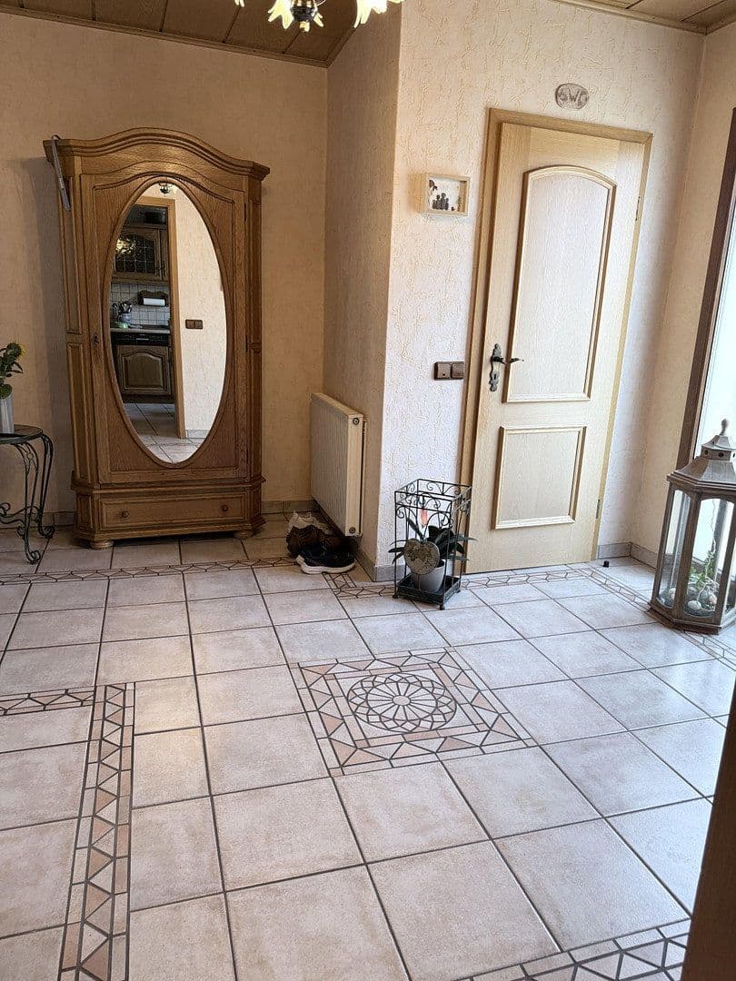 Predaj domu 119 m², pozemok 540 m², Weißenthurm, Porýnie-Falcko Predaj domu 119 m², pozemok 540 m², Weißenthurm, Porýnie-Falcko