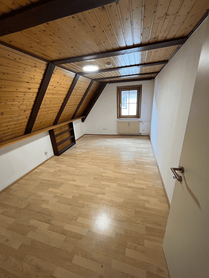 Prenájom bytu 3-izbový 79 m², Dornstetten, Bádensko-Wurttembersko Prenájom bytu 3-izbový 79 m², Dornstetten, Bádensko-Wurttembersko