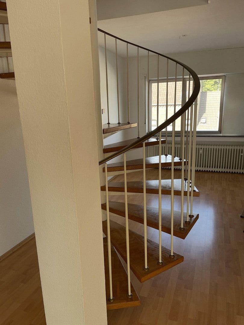 Prenájom bytu 2-izbový 92 m², Bergheim, Severné Porýnie - Westfálsko Prenájom bytu 2-izbový 92 m², Bergheim, Severné Porýnie - Westfálsko