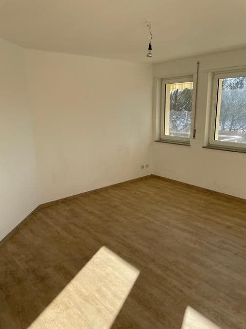 Prenájom bytu 2-izbový 68 m², Falkensee, Brandenbursko Prenájom bytu 2-izbový 68 m², Falkensee, Brandenbursko