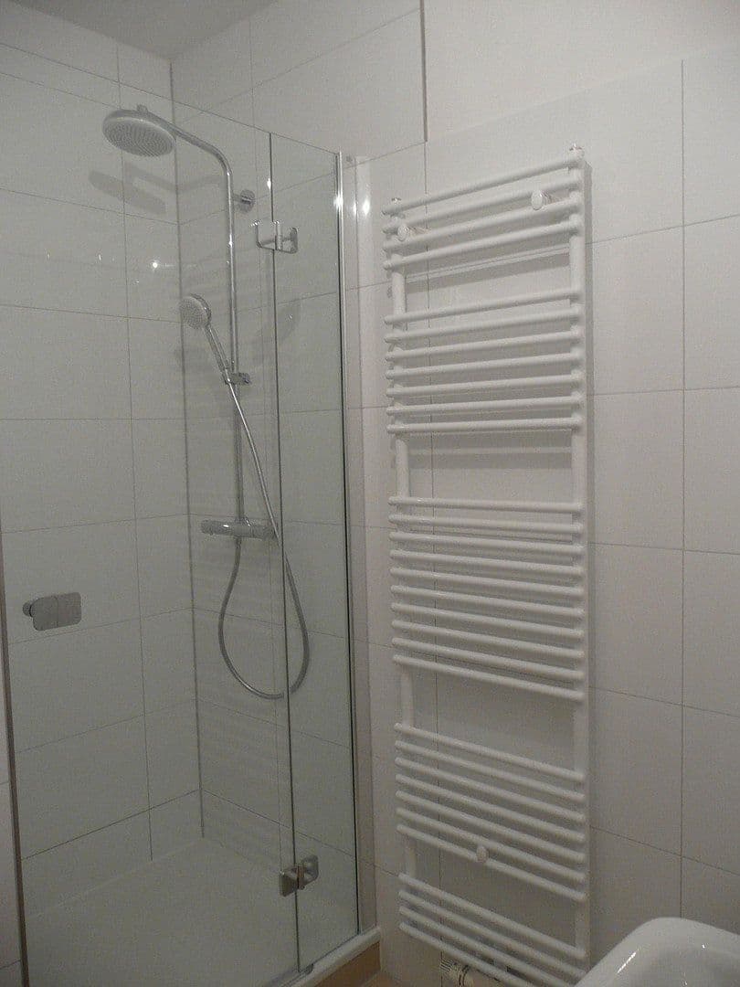 Predaj bytu 2-izbový 55 m², Berlin, Berlín Predaj bytu 2-izbový 55 m², Berlin, Berlín