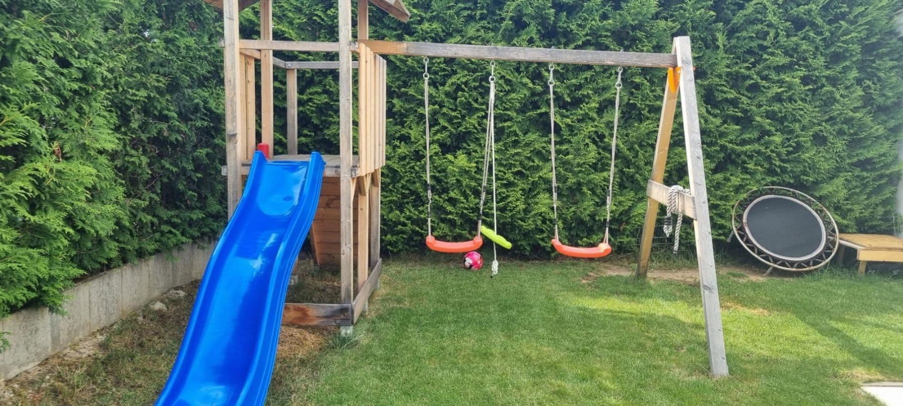 Prenájom domu 150 m², pozemok 440 m², Nürtingen, Bádensko-Wurttembersko Prenájom domu 150 m², pozemok 440 m², Nürtingen, Bádensko-Wurttembersko