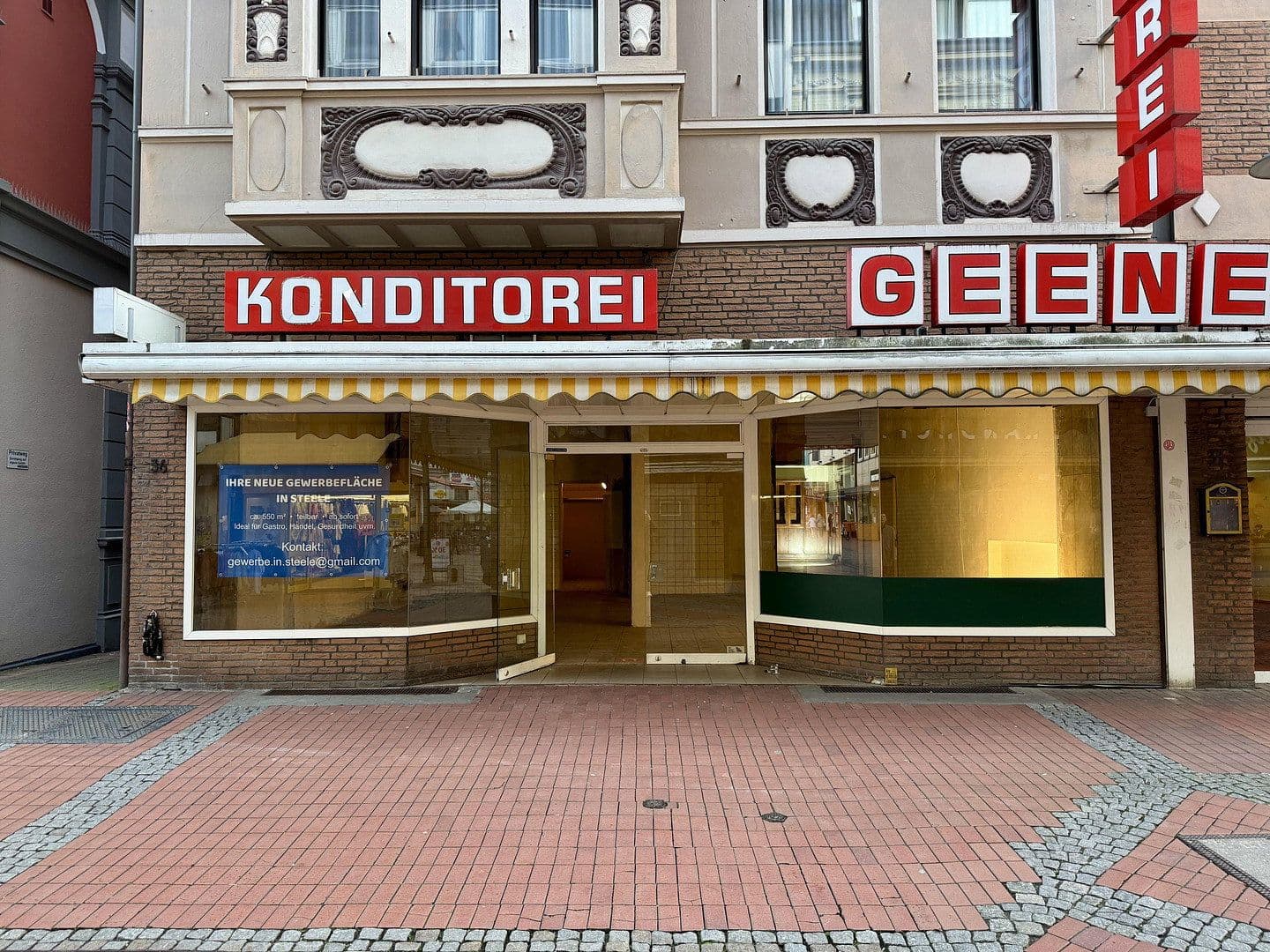 Prenájom nebytového priestoru 130 m², Bochumer Straße 36, Essen, Severné Porýnie - Westfálsko Prenájom nebytového priestoru 130 m², Bochumer Straße 36, Essen, Severné Porýnie - Westfálsko