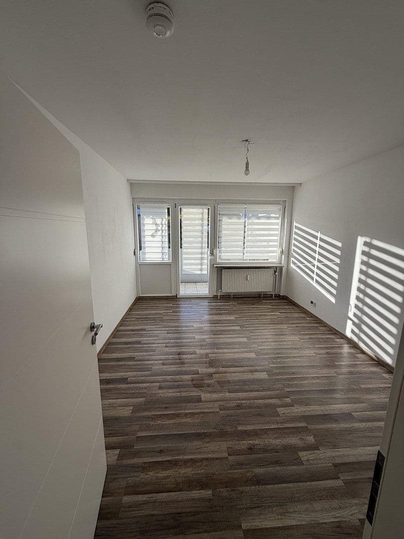 Prenájom bytu 2-izbový 68 m², Höfener Straße 28, Fürth, Bavorsko Prenájom bytu 2-izbový 68 m², Höfener Straße 28, Fürth, Bavorsko