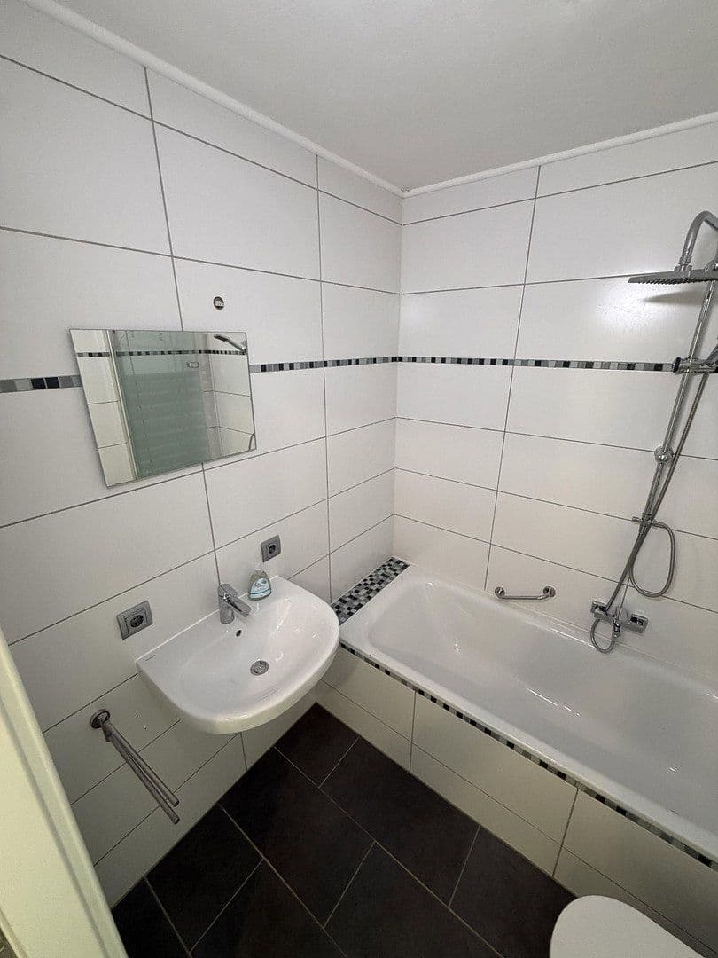 Prenájom bytu 2-izbový 68 m², Höfener Straße 28, Fürth, Bavorsko Prenájom bytu 2-izbový 68 m², Höfener Straße 28, Fürth, Bavorsko