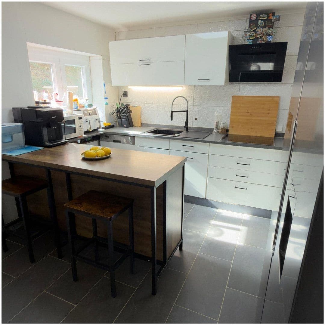 Predaj domu 161 m², pozemok 269 m², Geisingen, Bádensko-Wurttembersko Predaj domu 161 m², pozemok 269 m², Geisingen, Bádensko-Wurttembersko