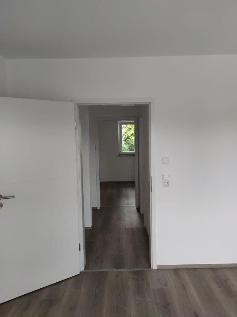 Prenájom bytu 4-izbový 107 m², Goetheweg 7, Eltville am Rhein, Hesensko Prenájom bytu 4-izbový 107 m², Goetheweg 7, Eltville am Rhein, Hesensko