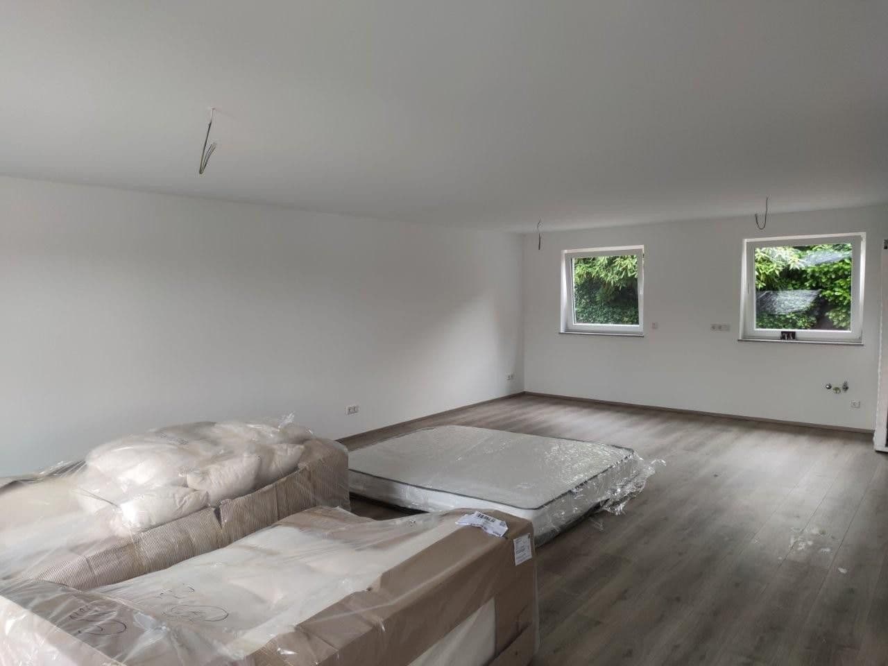 Prenájom bytu 4-izbový 107 m², Goetheweg 7, Eltville am Rhein, Hesensko Prenájom bytu 4-izbový 107 m², Goetheweg 7, Eltville am Rhein, Hesensko