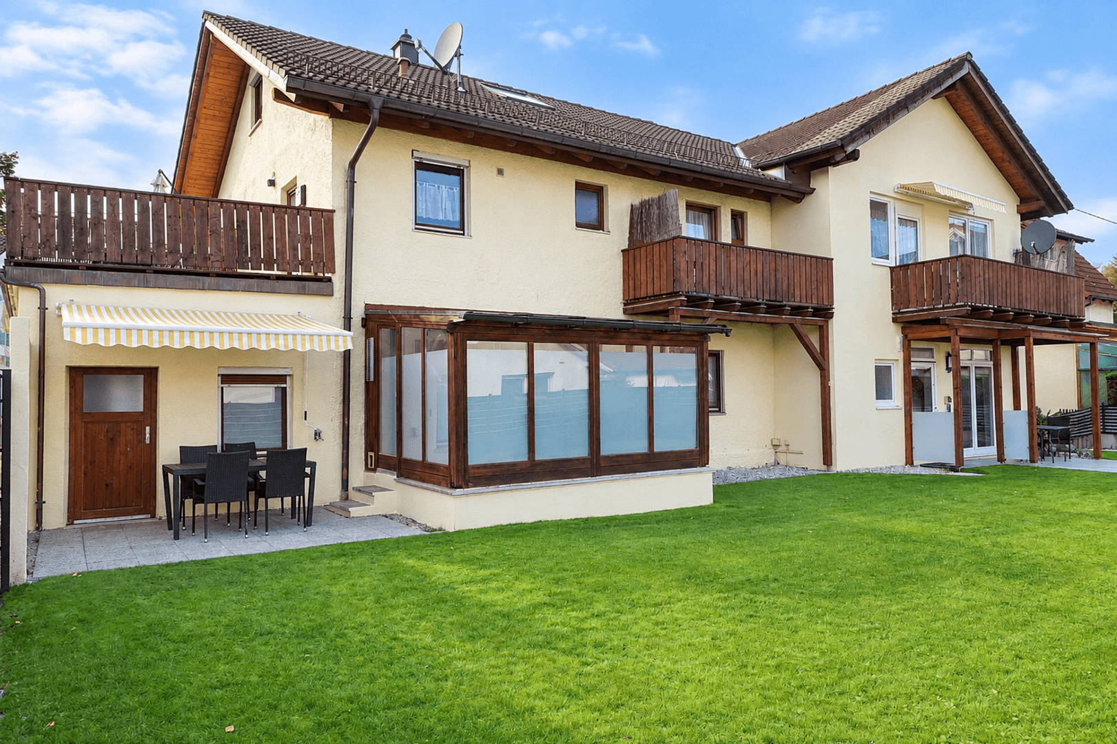 Predaj domu 400 m², pozemok 756 m², Peißenberg, Bavorsko Predaj domu 400 m², pozemok 756 m², Peißenberg, Bavorsko