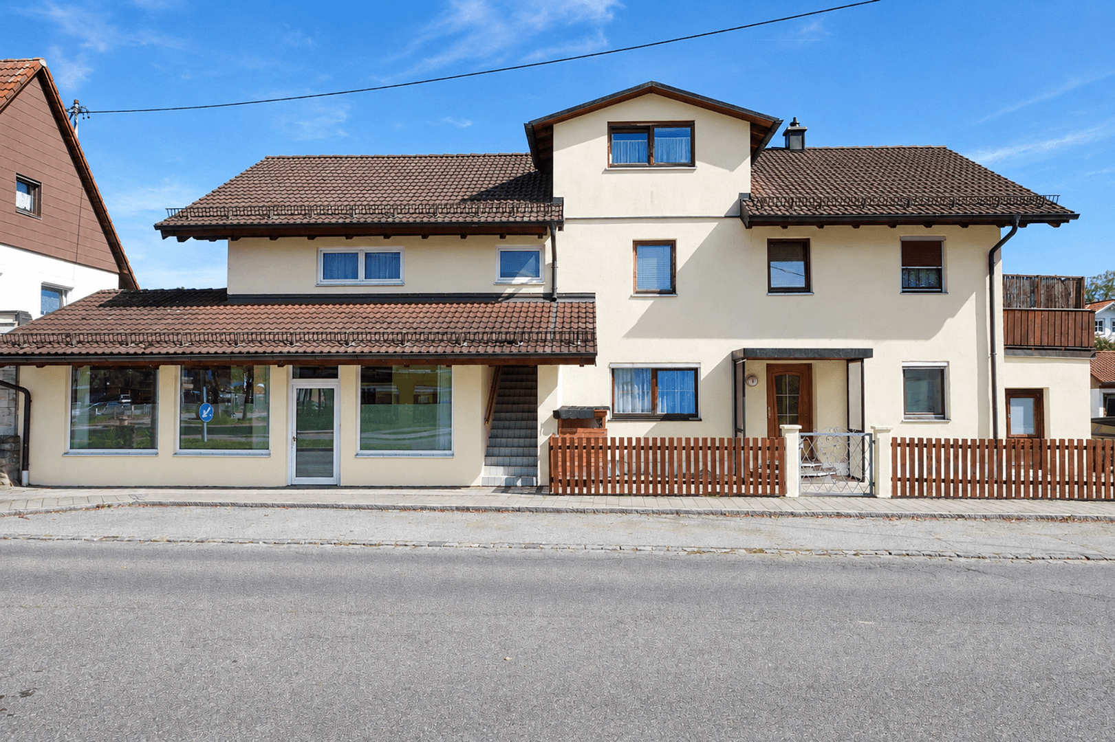 Predaj domu 400 m², pozemok 756 m², Peißenberg, Bavorsko Predaj domu 400 m², pozemok 756 m², Peißenberg, Bavorsko