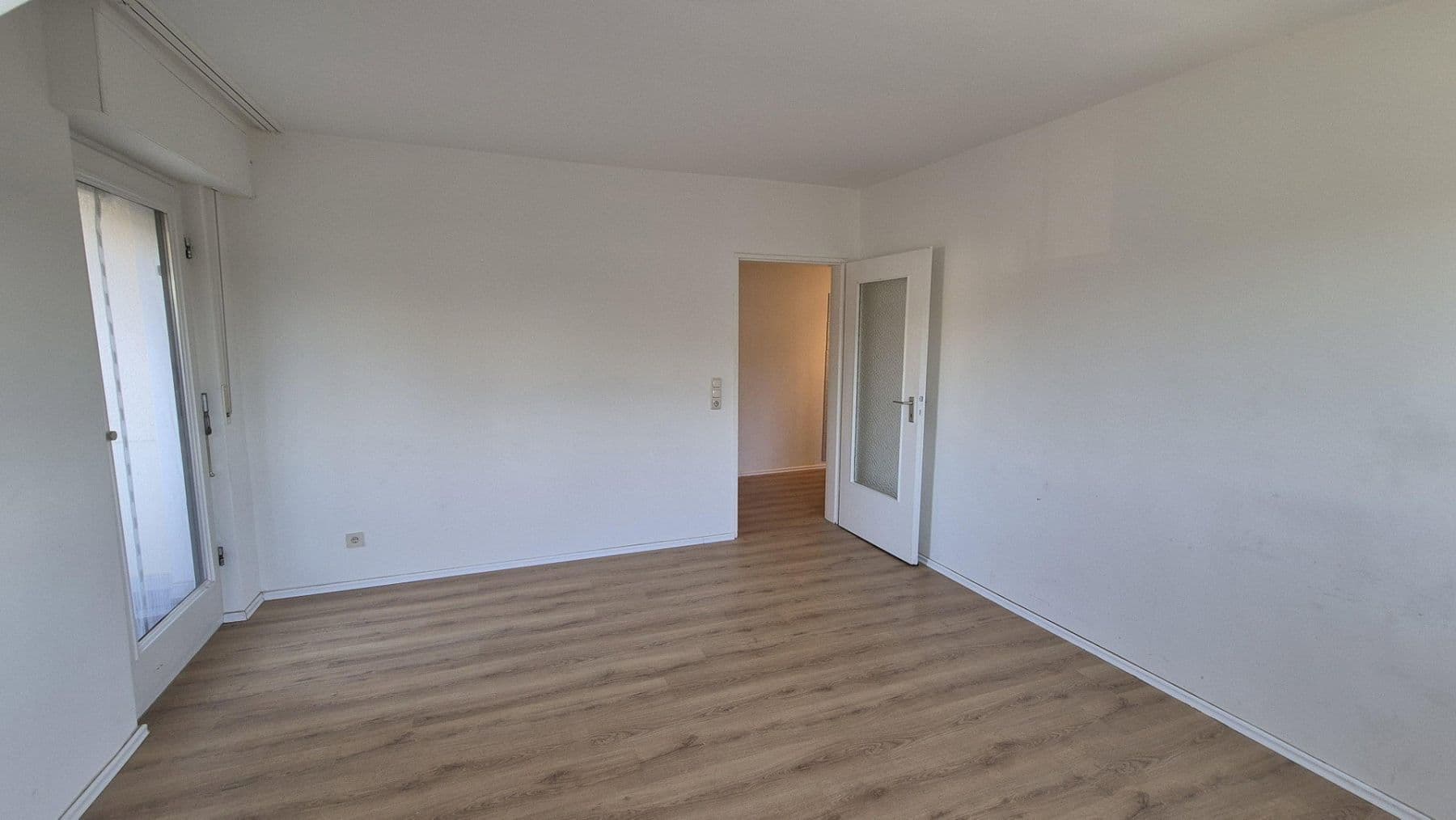 Prenájom bytu 2-izbový 56 m², Paul-Langen-Str. 39, Bonn, Severné Porýnie - Westfálsko Prenájom bytu 2-izbový 56 m², Paul-Langen-Str. 39, Bonn, Severné Porýnie - Westfálsko