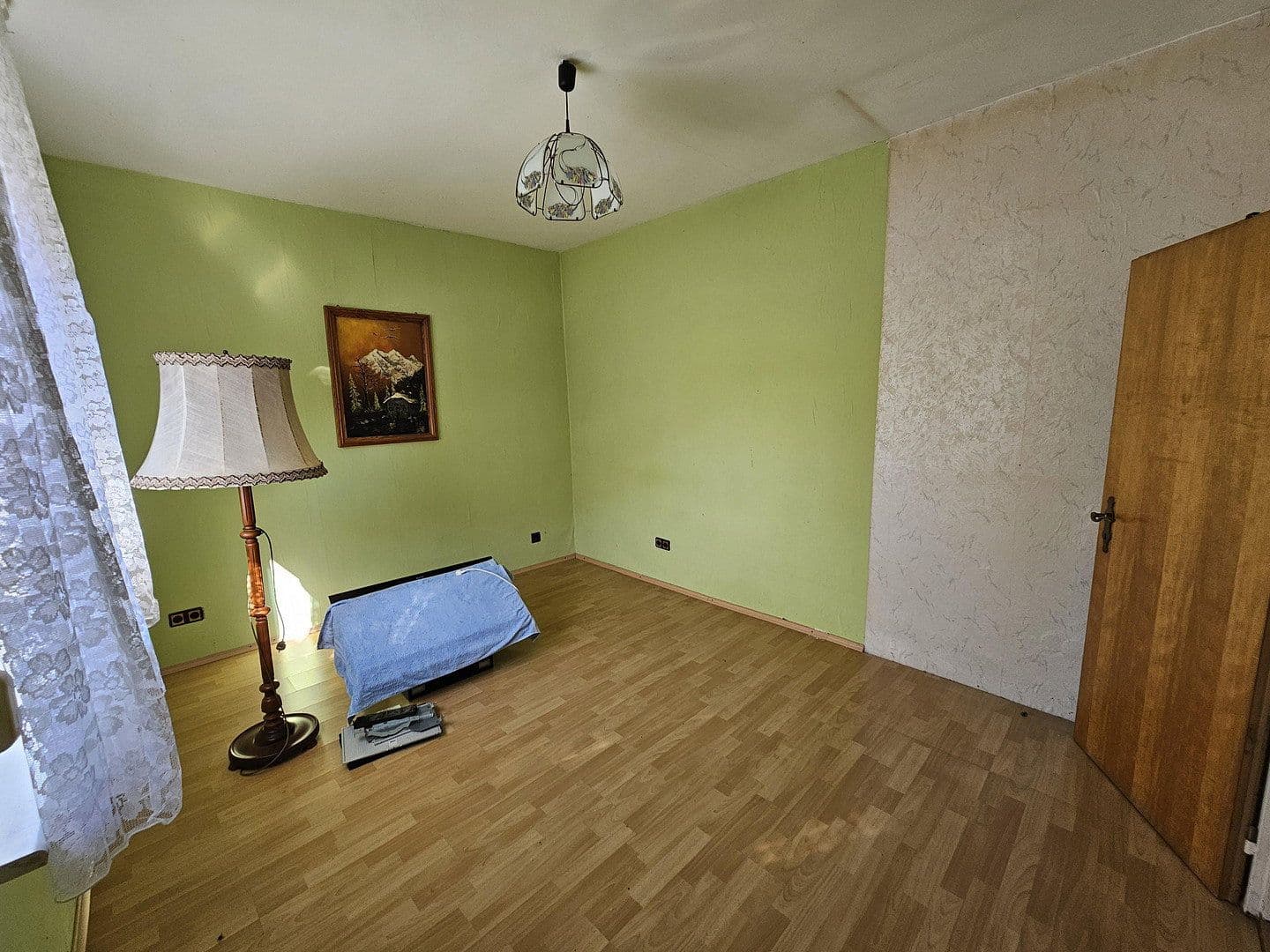 Predaj domu 130 m², pozemok 600 m², Mannheim, Bádensko-Wurttembersko Predaj domu 130 m², pozemok 600 m², Mannheim, Bádensko-Wurttembersko