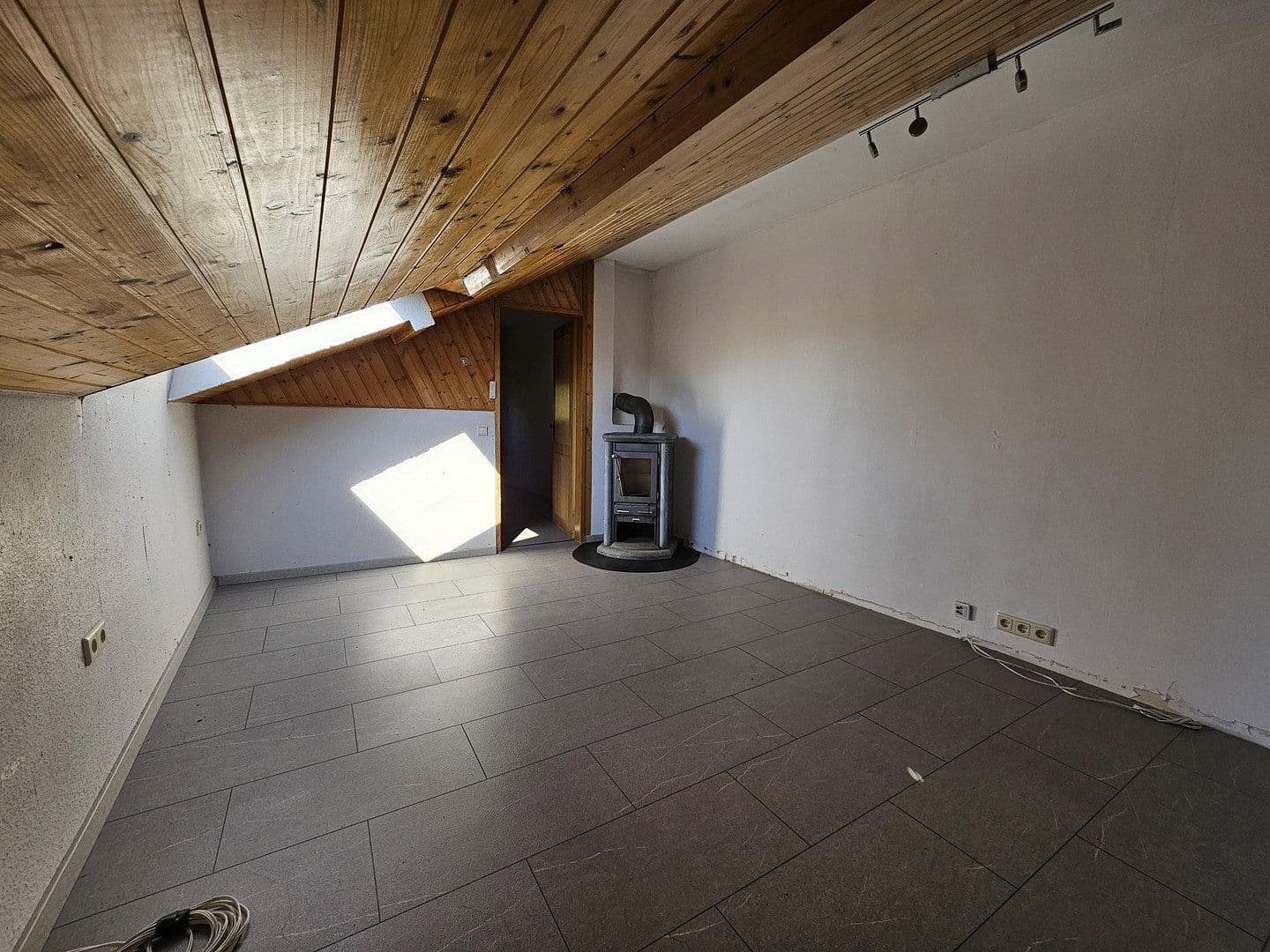 Predaj domu 130 m², pozemok 600 m², Mannheim, Bádensko-Wurttembersko Predaj domu 130 m², pozemok 600 m², Mannheim, Bádensko-Wurttembersko