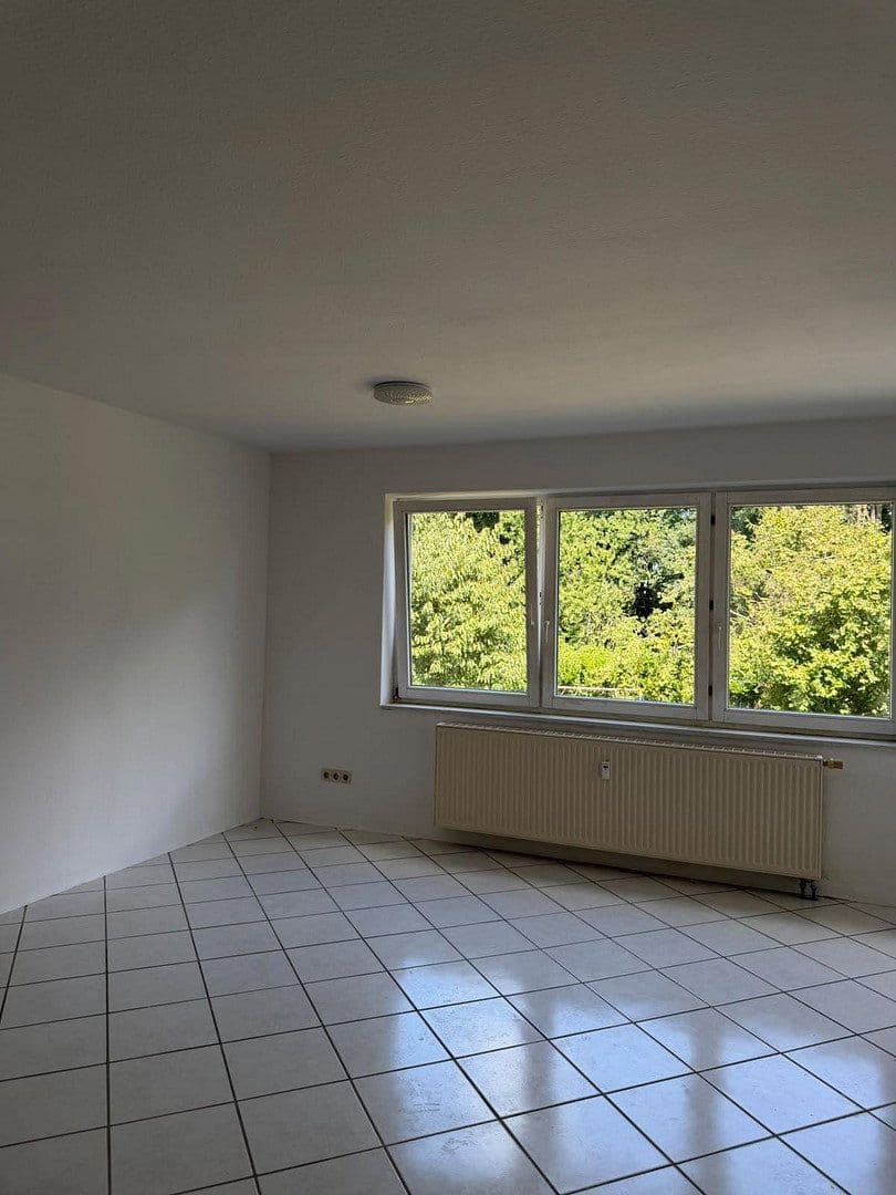 Prenájom bytu 3-izbový 75 m², Bad Herrenalb, Bádensko-Wurttembersko Prenájom bytu 3-izbový 75 m², Bad Herrenalb, Bádensko-Wurttembersko