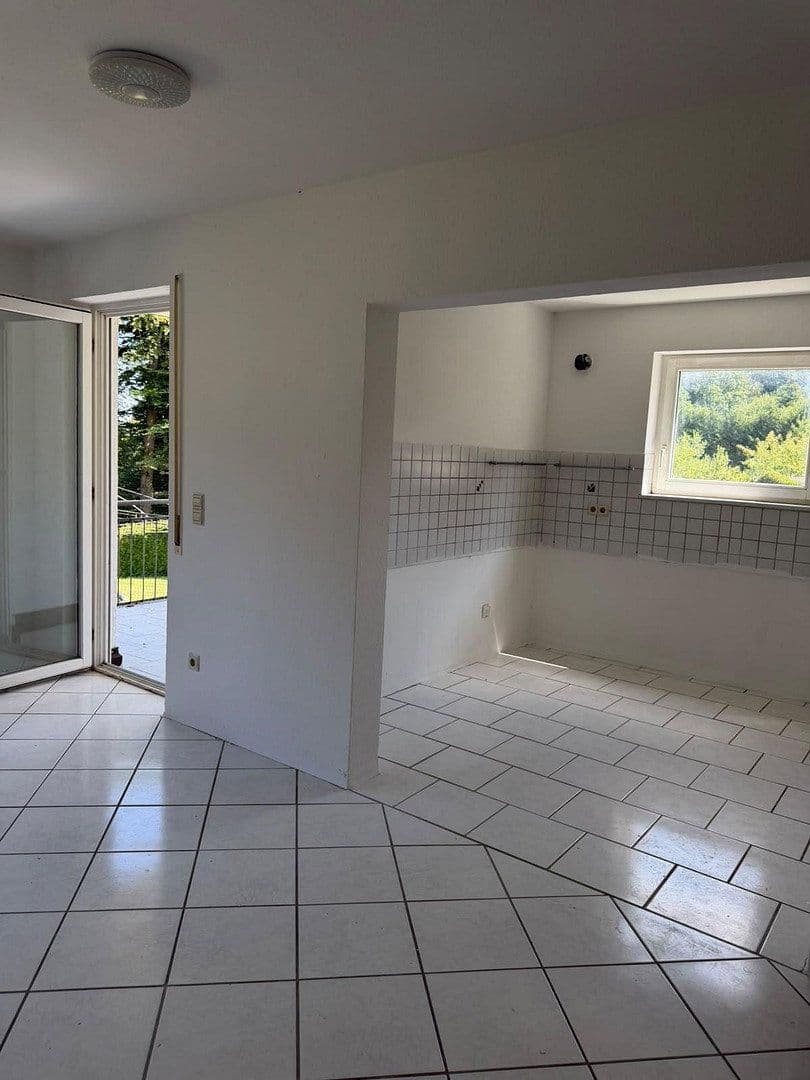 Prenájom bytu 3-izbový 75 m², Bad Herrenalb, Bádensko-Wurttembersko Prenájom bytu 3-izbový 75 m², Bad Herrenalb, Bádensko-Wurttembersko