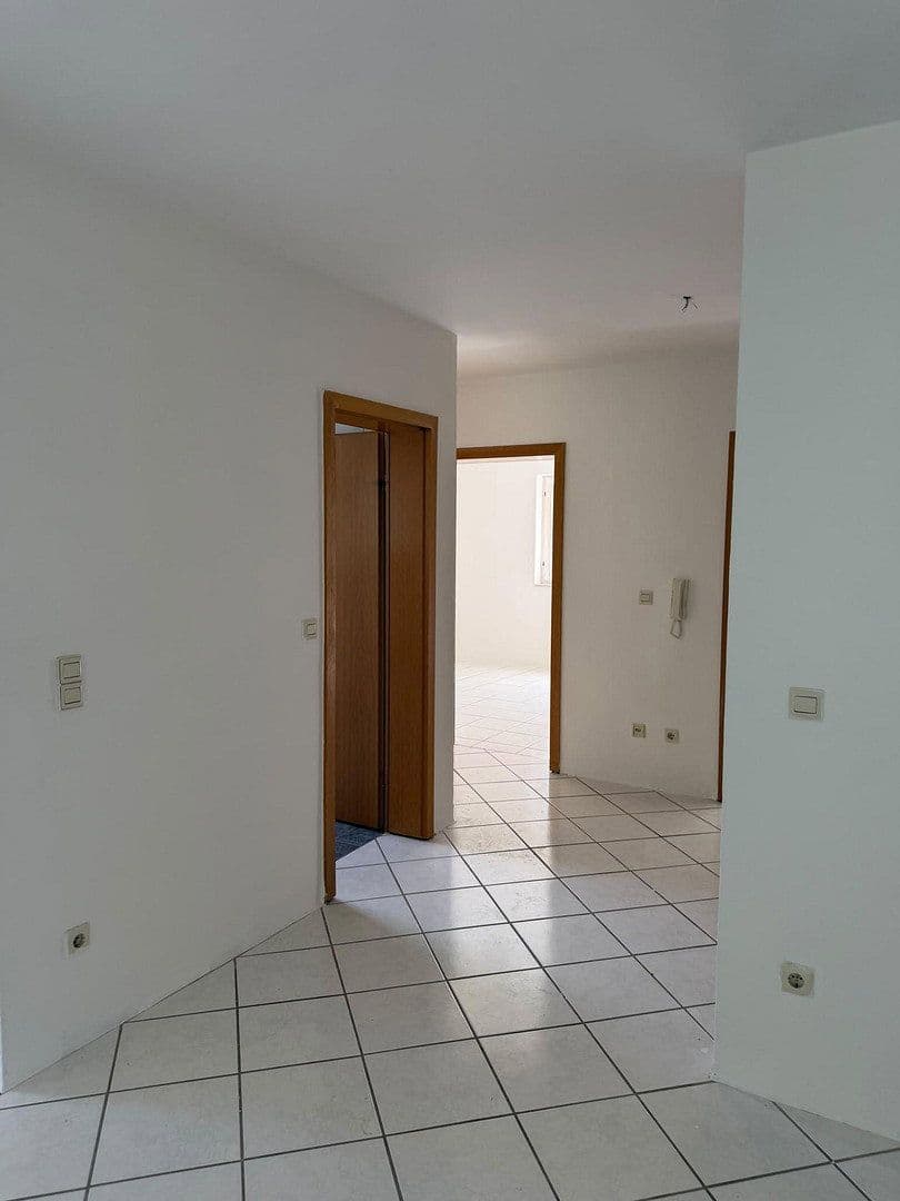 Prenájom bytu 3-izbový 75 m², Bad Herrenalb, Bádensko-Wurttembersko Prenájom bytu 3-izbový 75 m², Bad Herrenalb, Bádensko-Wurttembersko