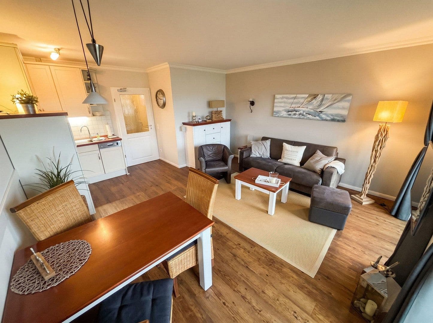 Predaj bytu 2-izbový 47 m², Hafenstr. 18, Kühlungsborn, Meklenbursko-Predpomoransko Predaj bytu 2-izbový 47 m², Hafenstr. 18, Kühlungsborn, Meklenbursko-Predpomoransko