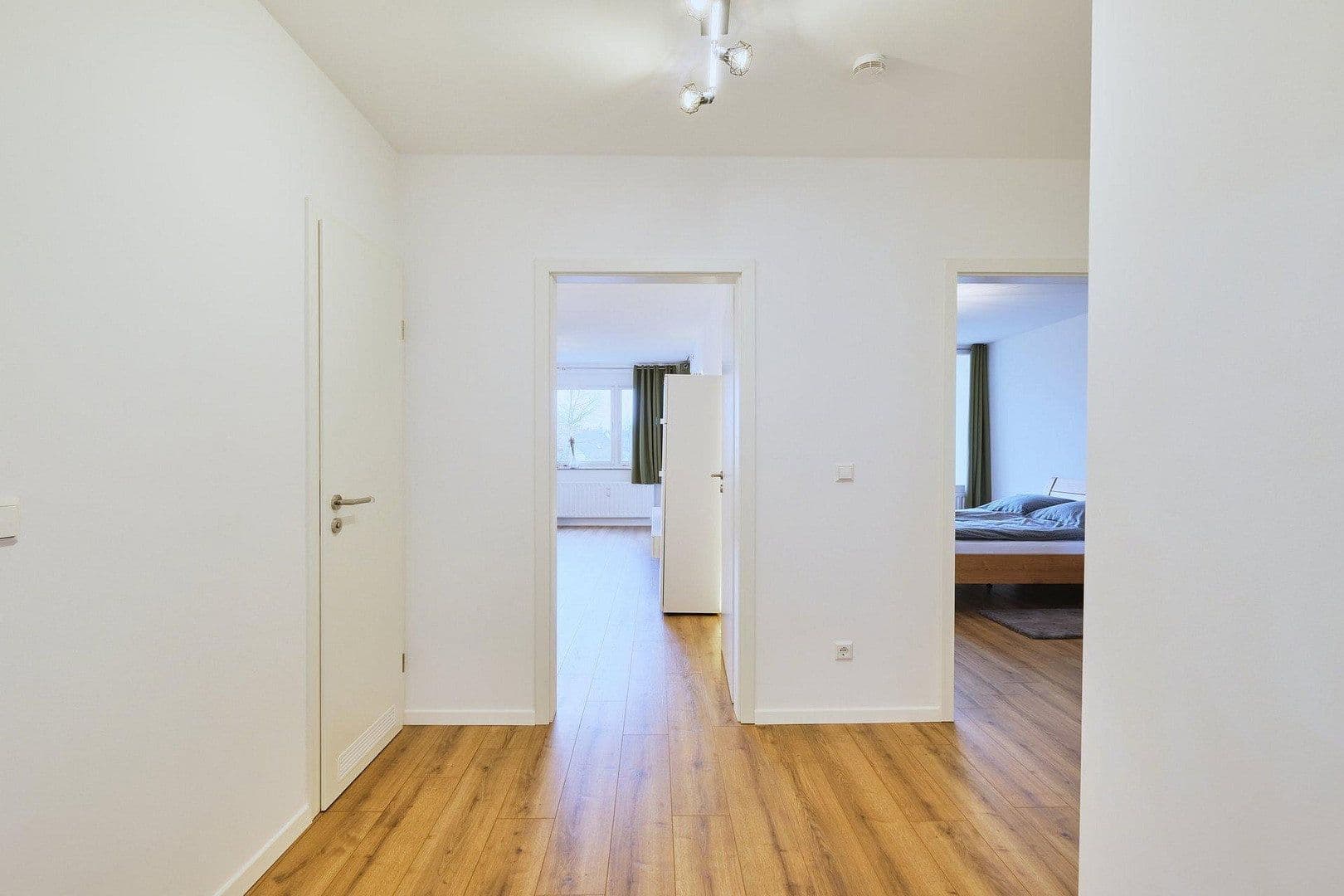 Prenájom bytu 2-izbový 75 m², Immenstaad am Bodensee, Bádensko-Wurttembersko Prenájom bytu 2-izbový 75 m², Immenstaad am Bodensee, Bádensko-Wurttembersko